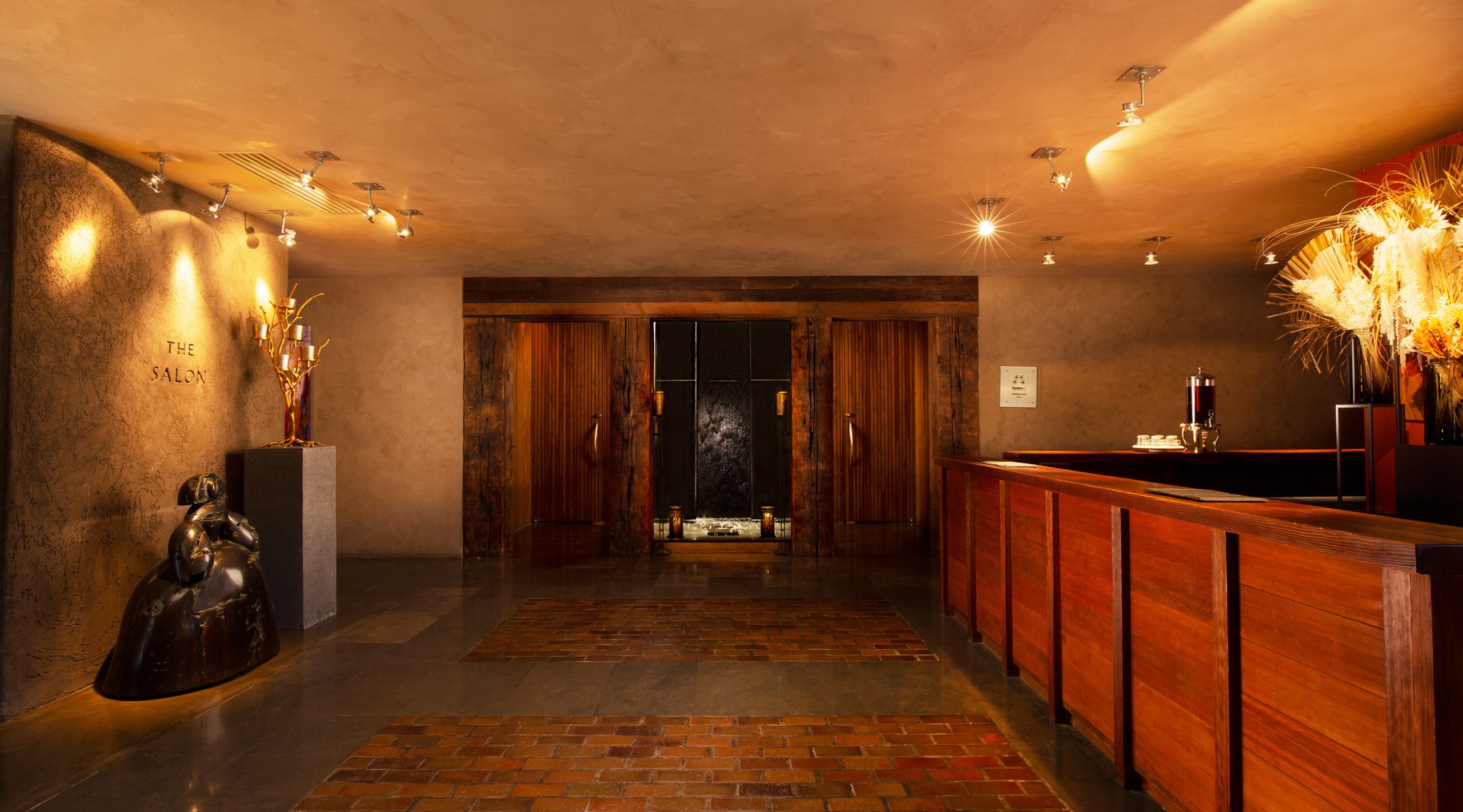 Lobby of the Woodlands Spa and Salon
