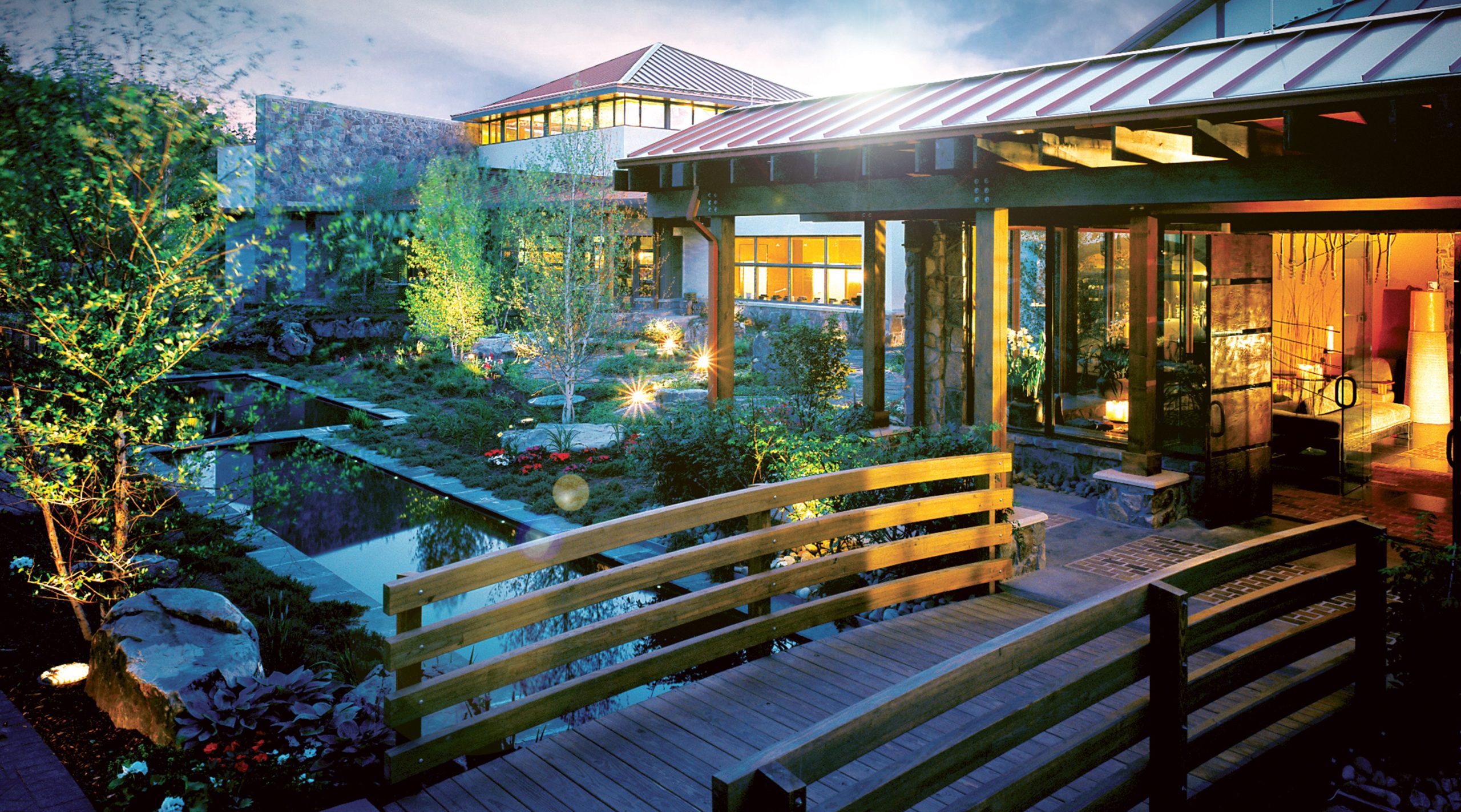 Front of the Woodlands Spa and Salon